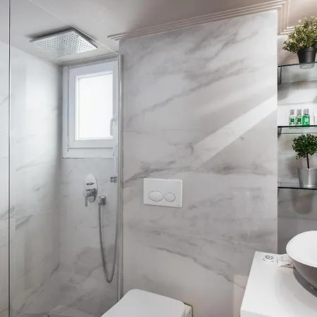 Glyfada Aurora Elegant Apartment Athènes Extérieur photo