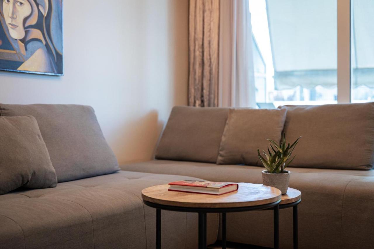 Glyfada Aurora Elegant Apartment Athens